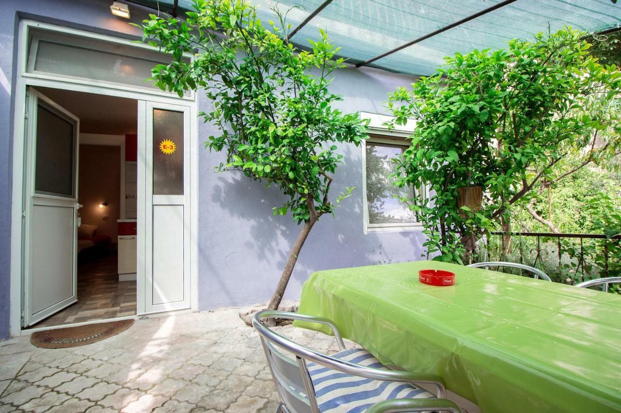 Mrkonjic Branko & Marija Apartmani Omiš Εξωτερικό φωτογραφία