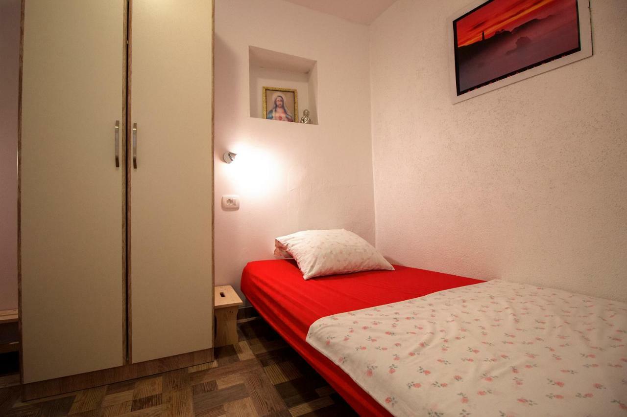 Mrkonjic Branko & Marija Apartmani Omiš Εξωτερικό φωτογραφία
