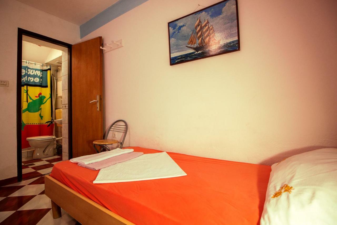 Mrkonjic Branko & Marija Apartmani Omiš Εξωτερικό φωτογραφία