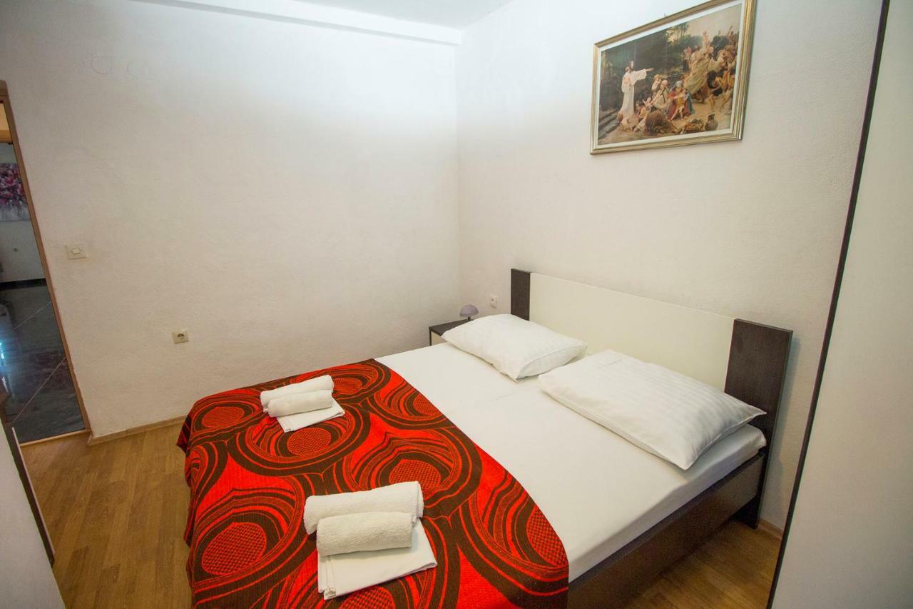 Mrkonjic Branko & Marija Apartmani Omiš Εξωτερικό φωτογραφία