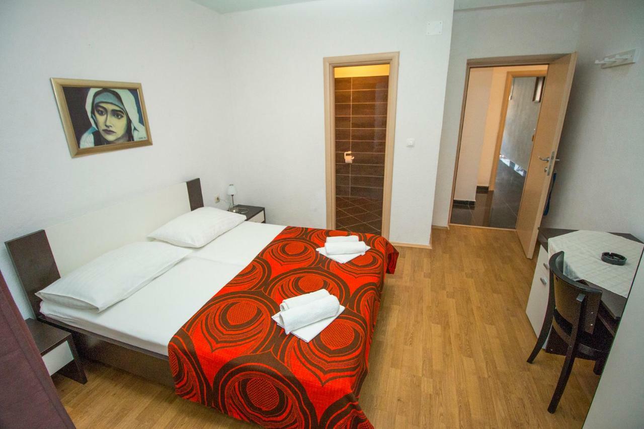 Mrkonjic Branko & Marija Apartmani Omiš Εξωτερικό φωτογραφία