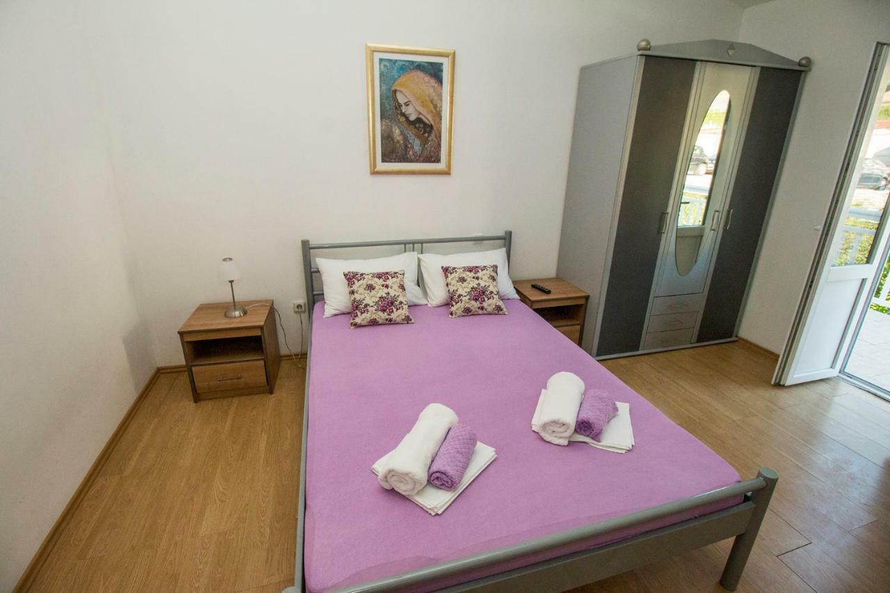 Mrkonjic Branko & Marija Apartmani Omiš Εξωτερικό φωτογραφία
